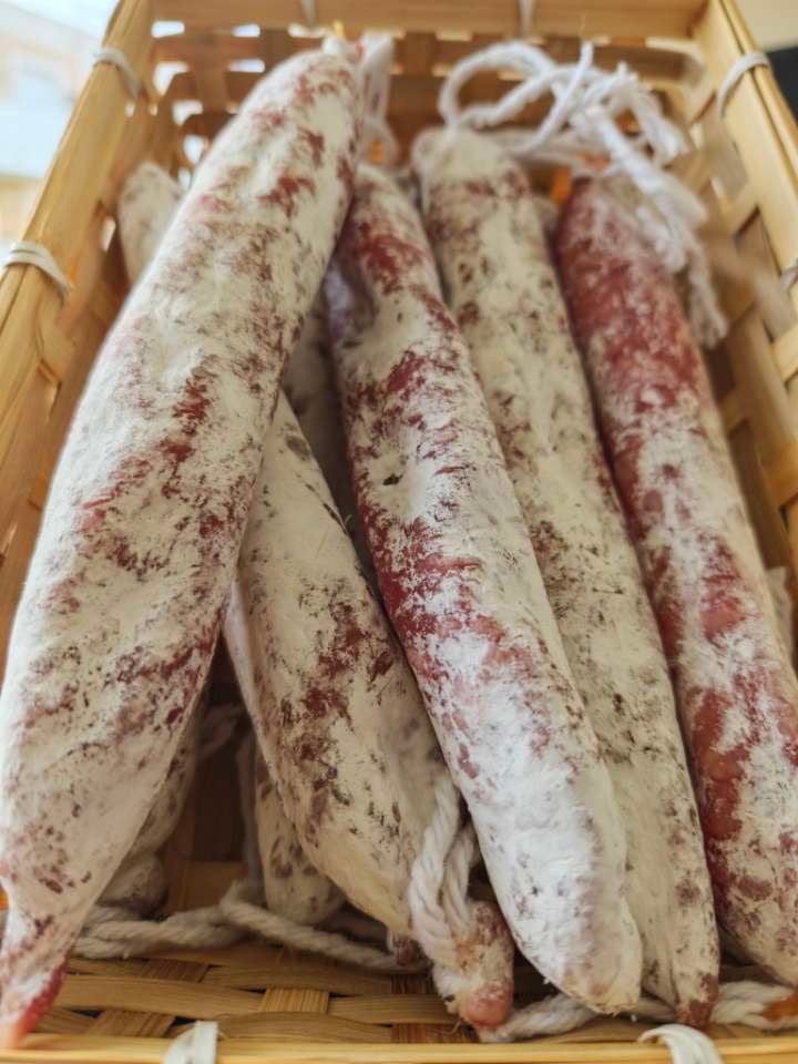 Catalan Whip - Royal Sausage ⚜️