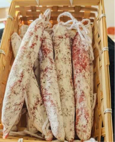 Catalan Whip - Royal Sausage ⚜️