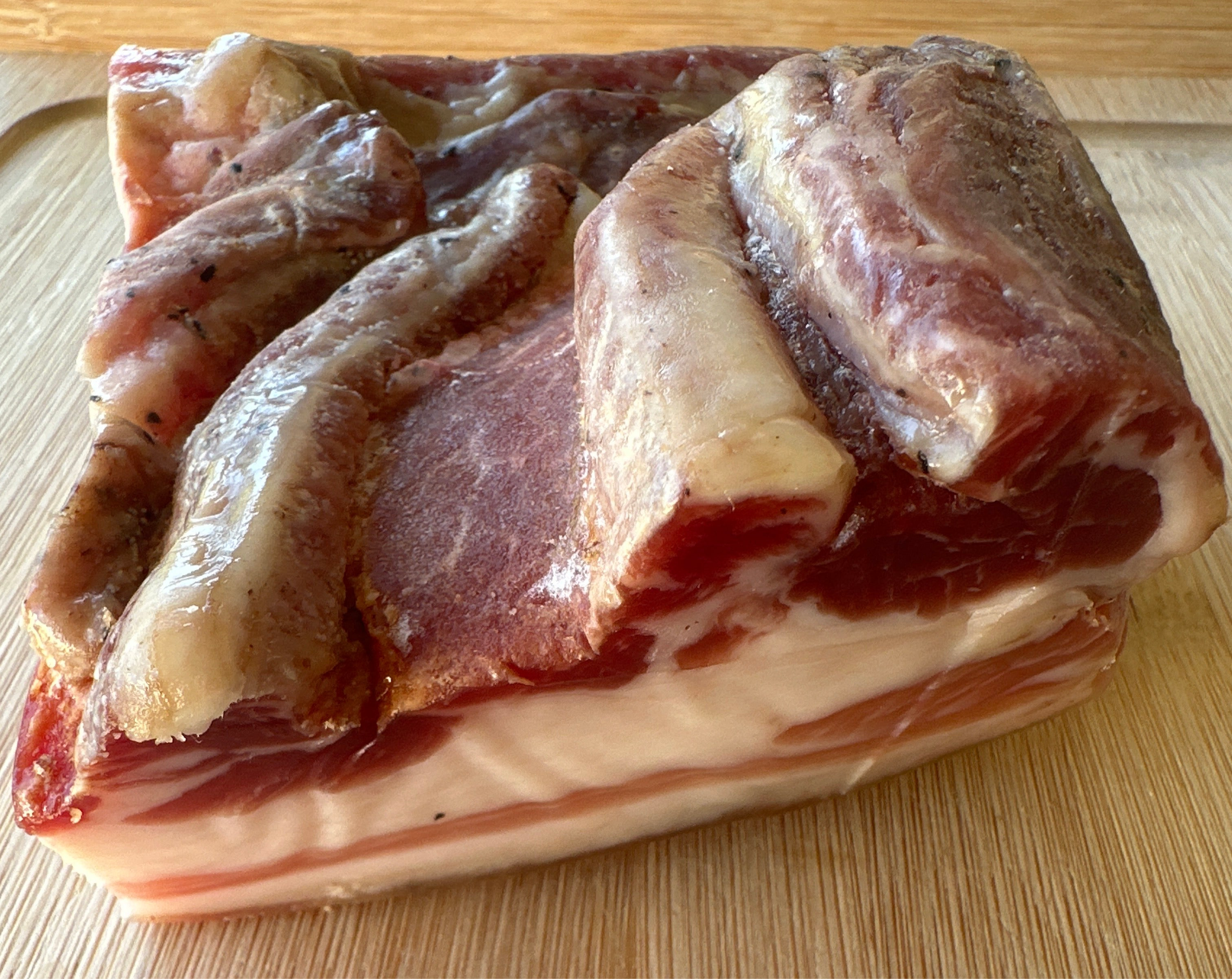 bacon poitrine de porc marinée